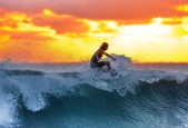 爱游戏中国官方网站-电竞足球双线震荡，Doinb新规引爆赛场变局，切尔西深陷争议漩涡